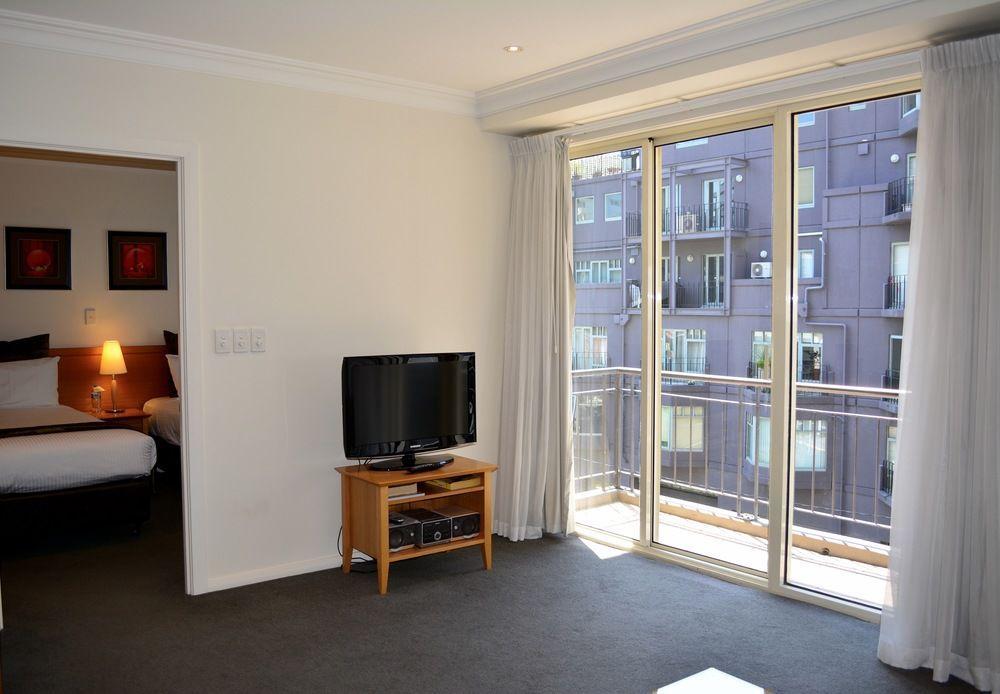 South Yarra Central Apartment Hotel Мельбурн Экстерьер фото