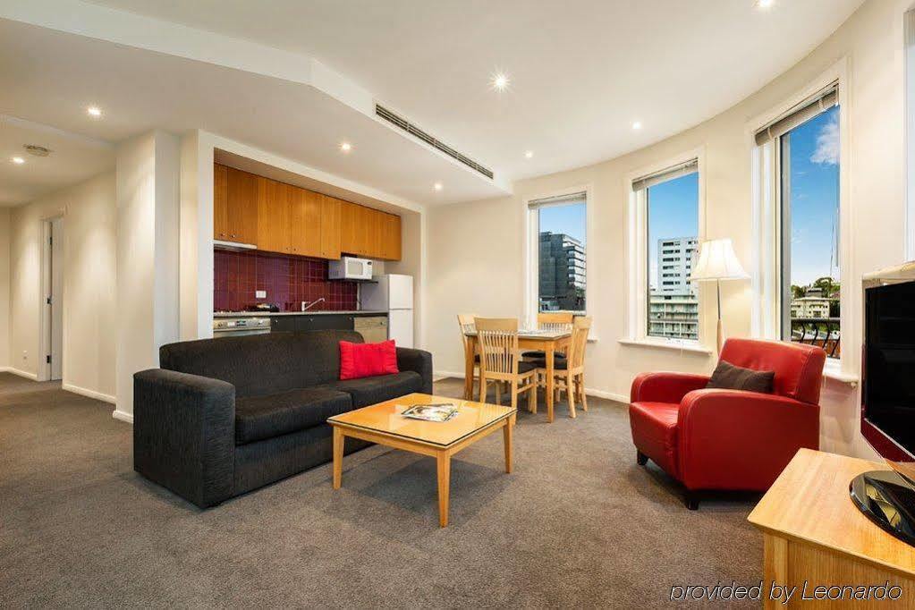 South Yarra Central Apartment Hotel Мельбурн Экстерьер фото